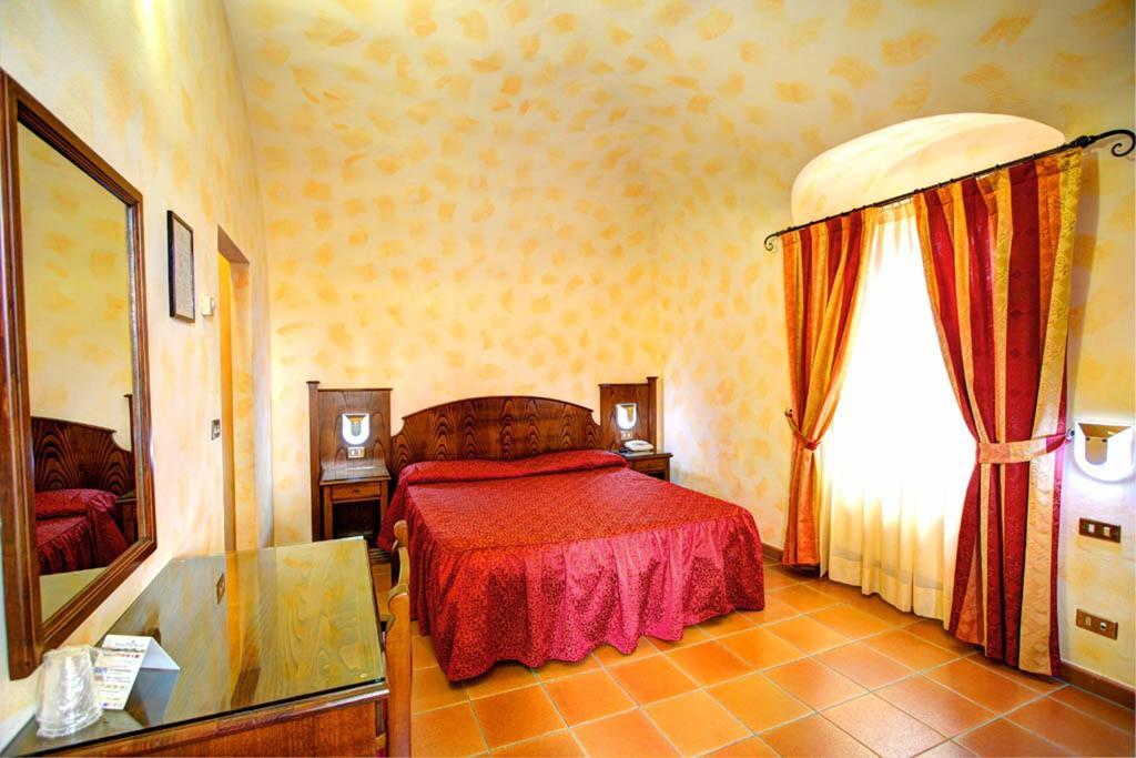 Hotel Residence Villa Rioddi 3* Volterra