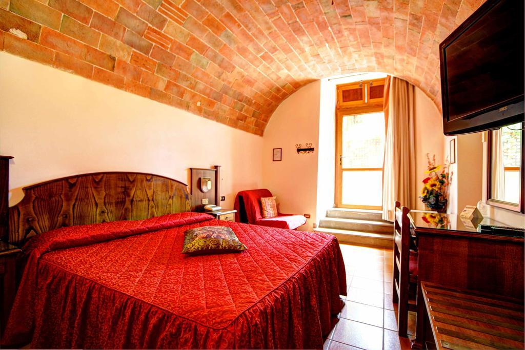 Hotel Residence Villa Rioddi 3*